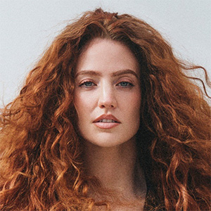 Jess Glynne